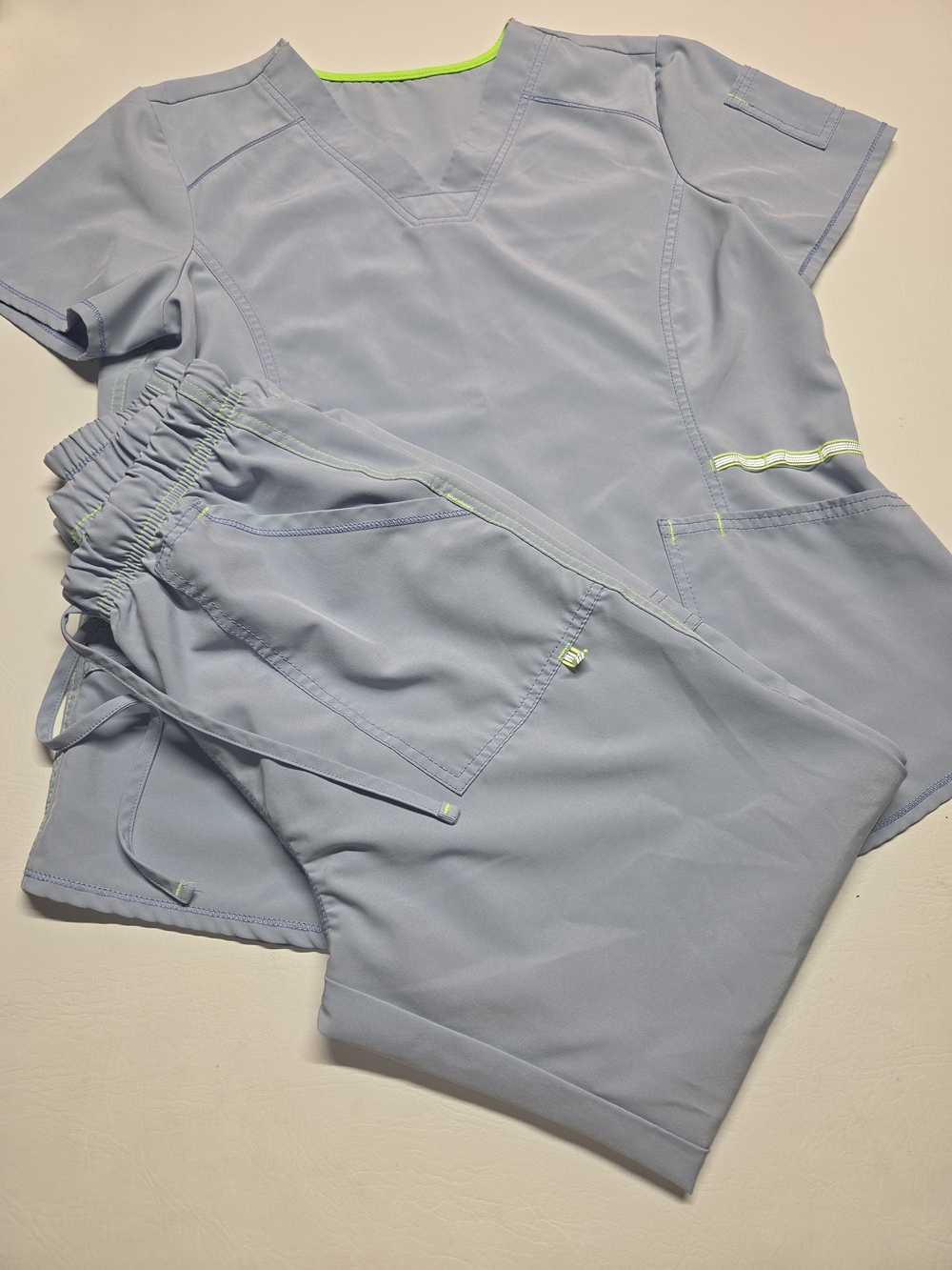 Scrub star Scrub Set Size Medium Icy blue color M Top Small Bottoms